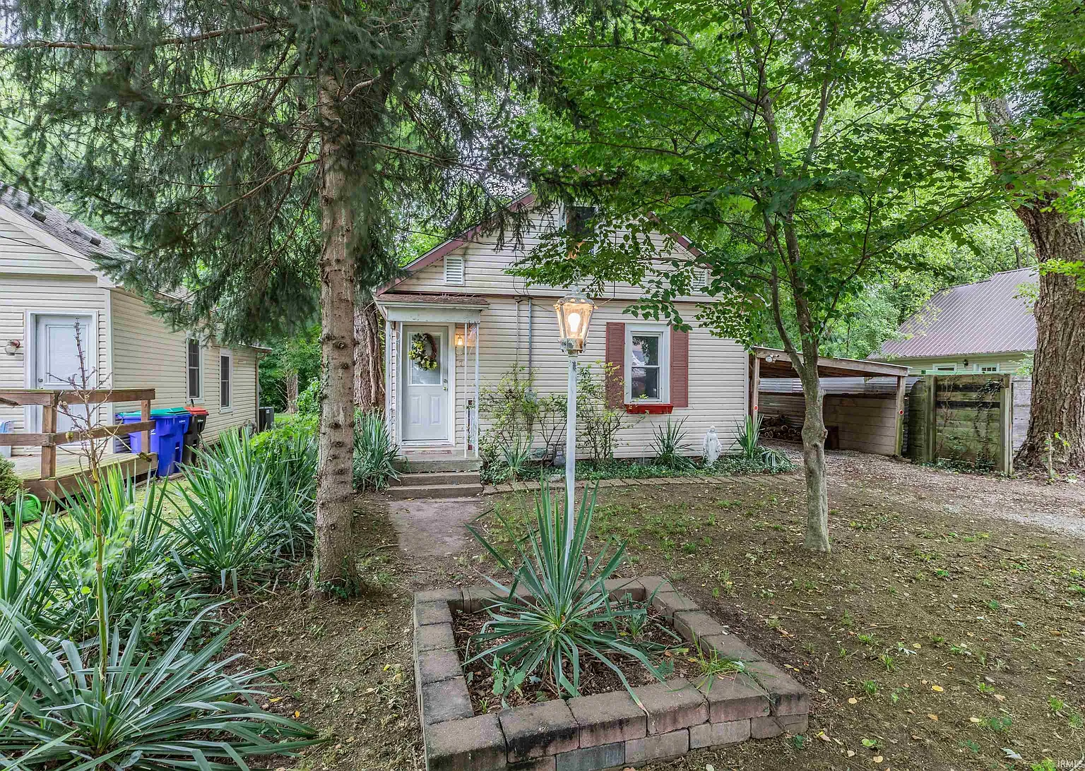 7 Yorkshire Dr photo 1