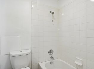 2855 S Monaco Pkwy, Denver, CO 80222
