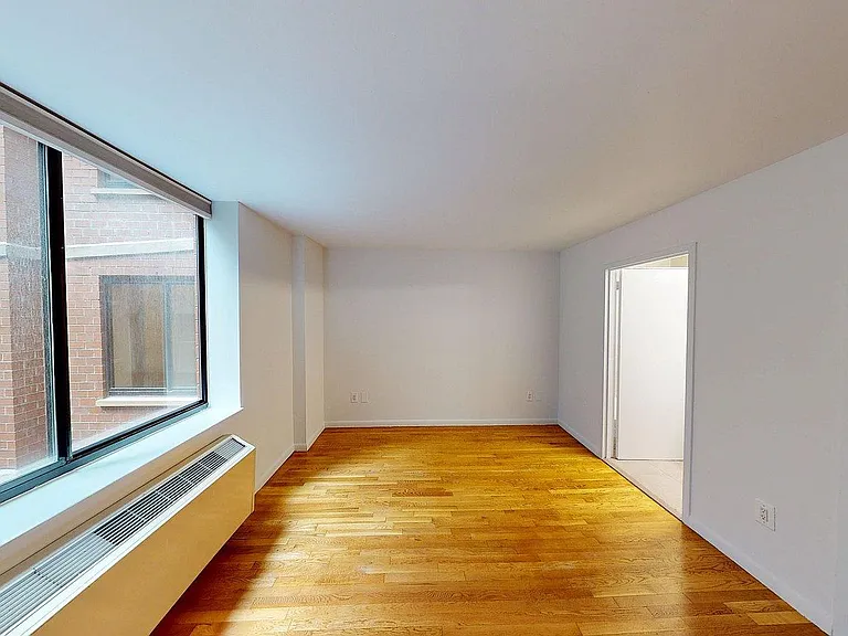 121 Reade St #5H — Photo 8