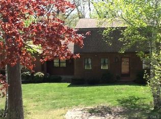 12 Mustang Dr, Shelton, CT 06484