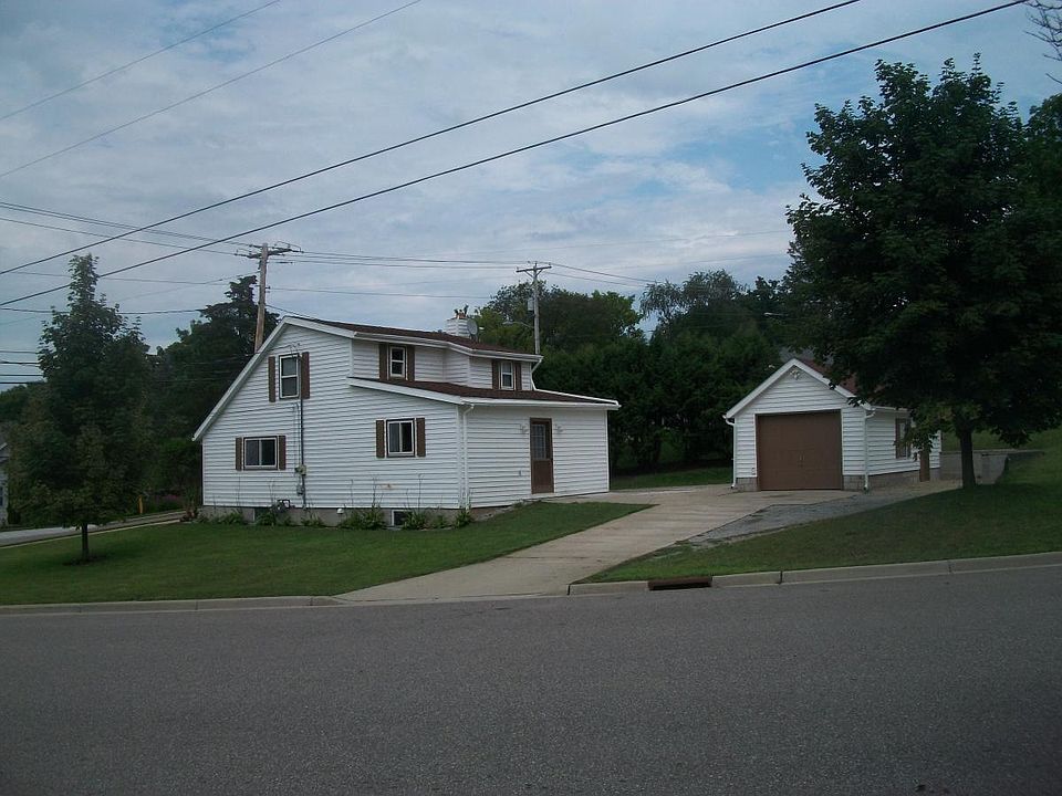 1st image of 120 E Manchester St