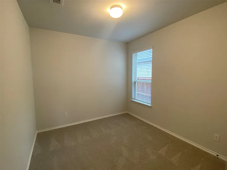 1805 Wayne Ln — Photo 16