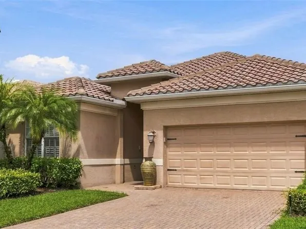 3626 Grand Cypress DR, NAPLES, FL 34119