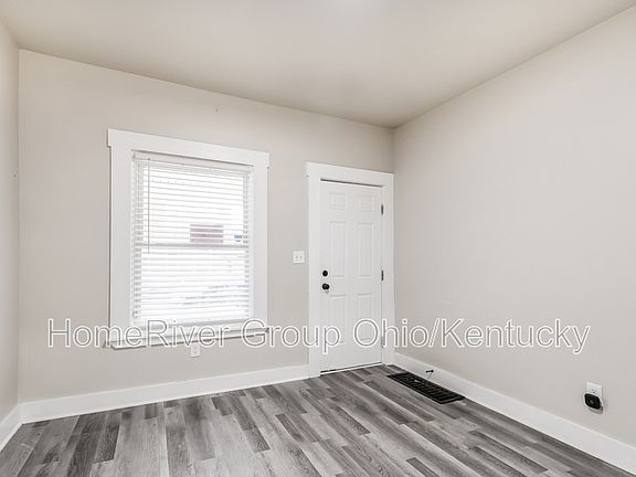 3rd image of 231 Cecil Ave