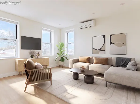 576 Woodward Avenue image 1 of 17