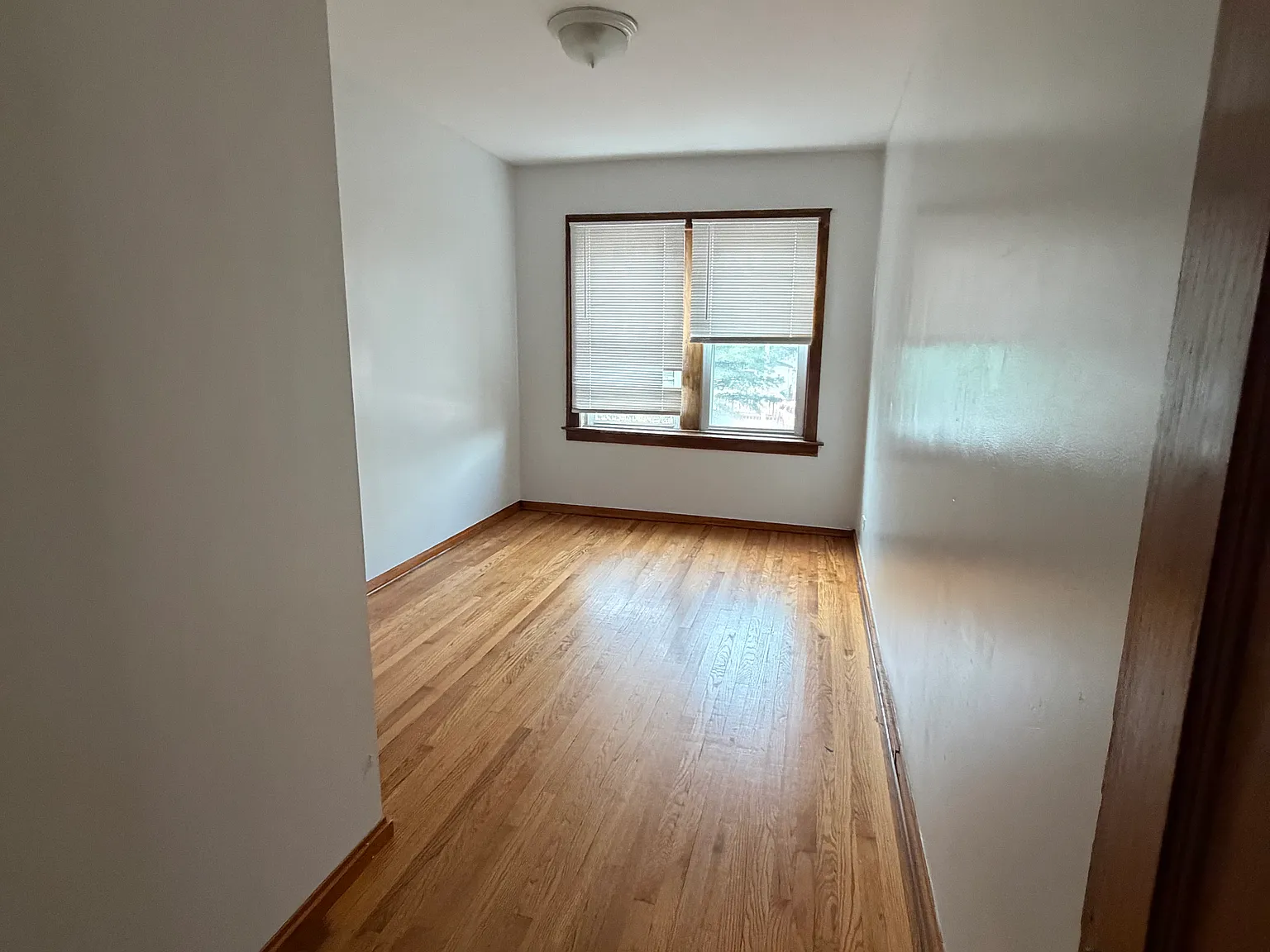 3 bed, $1,750 — Photo 2