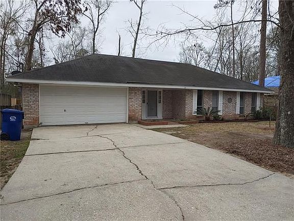 2nd image of 170 Oakwood Dr