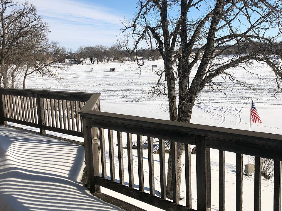 1st image of 1624 Bay Oaks Dr