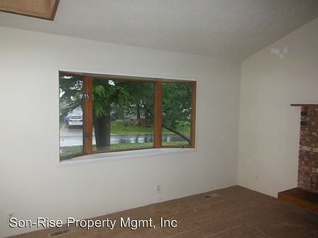 3rd image of 1415 Greenville Dr #0