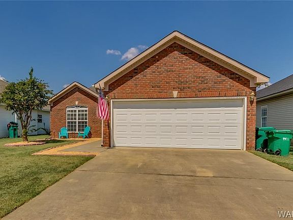4th image of 2400 Alexander Dr