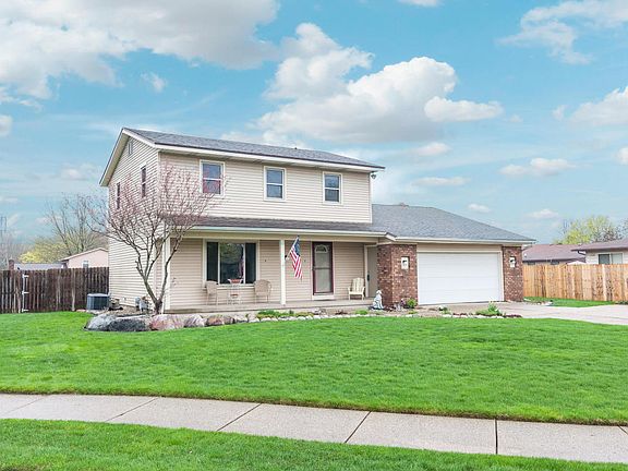 3rd image of 3892 Granada Ct NW