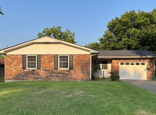 1580 Grandview Dr, Cape Girardeau, MO 63701