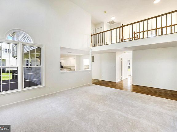 4th image of 2706 Merricourt Ln