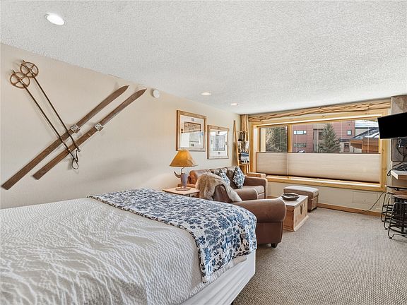 3rd image of 535 S Park Avenue UNIT 214