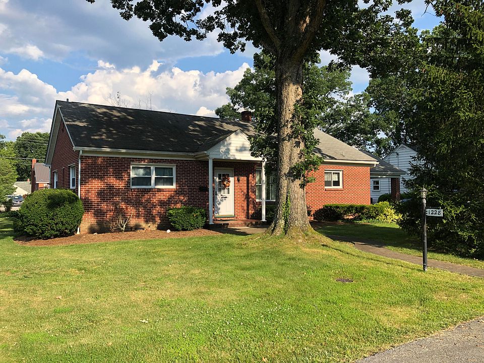 1st image of 1228 Crestwood Ave