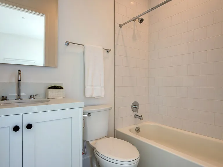 6016-6018 Comey Ave — Photo 20