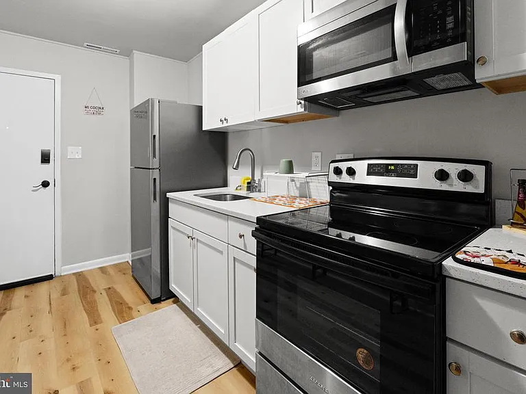 2236 Orleans St — Photo 8