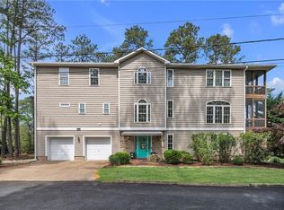 247 Hunts Neck Rd, Poquoson, VA 23662