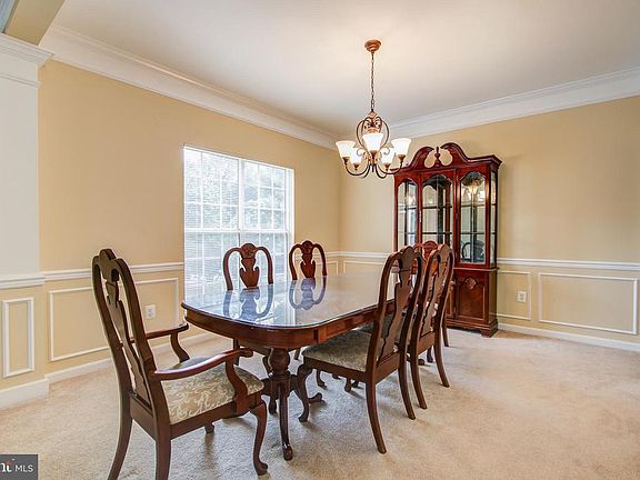 5th image of 12522 Stratford Garden Dr