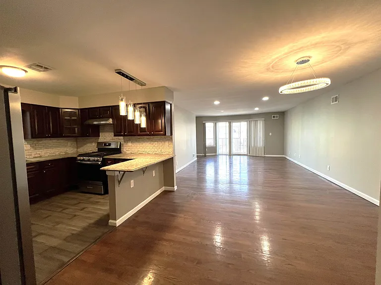 25 Wallis Ave #1 — Photo 3