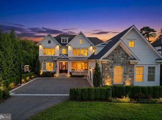 6909 Arbor Ln, Mc Lean, VA 22101