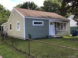 853 33rd St SW, Wyoming, MI 49509