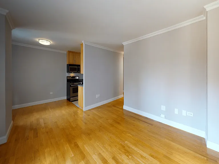 50 W 97th St #5M — Photo 2