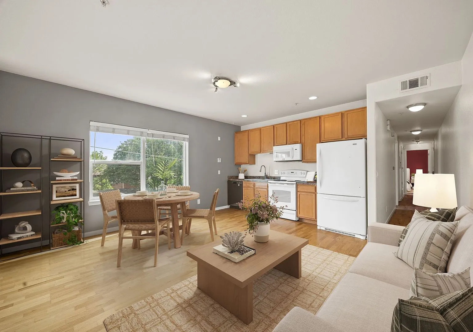 Spacious 2 BR, 2 BA Condo Near DU w/ Covered Parking! — Photo 1