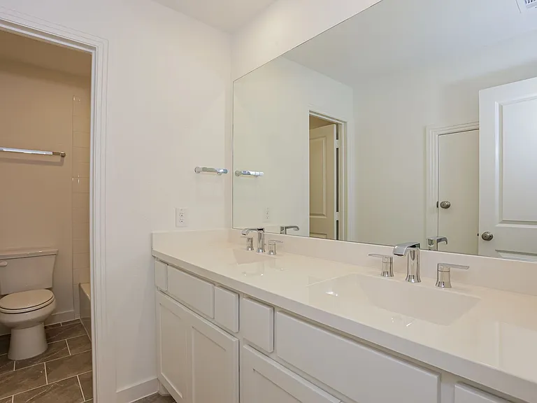 2852 Holland Ct — Photo 24