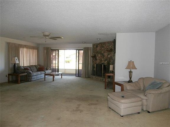 2nd image of 5332 Magnolia Ter