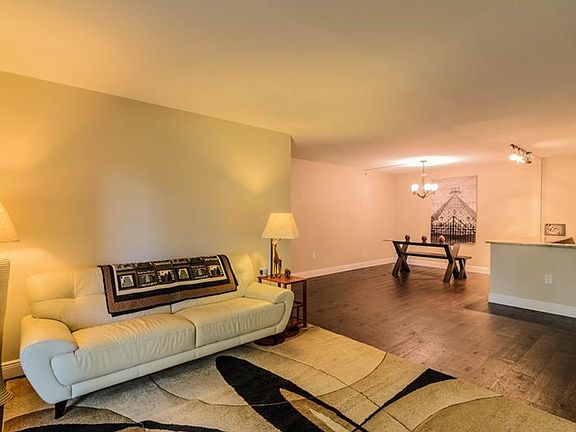 3rd image of 1433 Pine Glen Pl APT H1