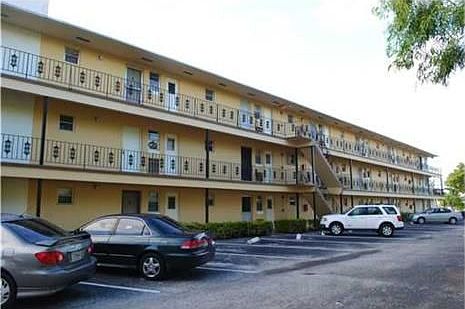 1st image of 20201 NE 29th Ct APT D103