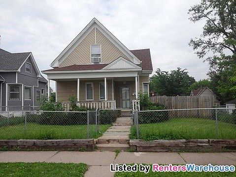 2nd image of 2614 Newton Ave N