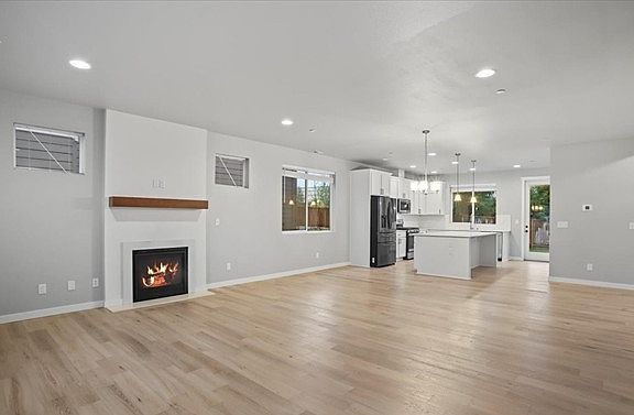 5th image of 8717 68th Pl NE