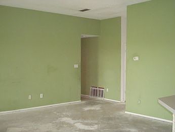 2nd image of 506 Fort Worth St