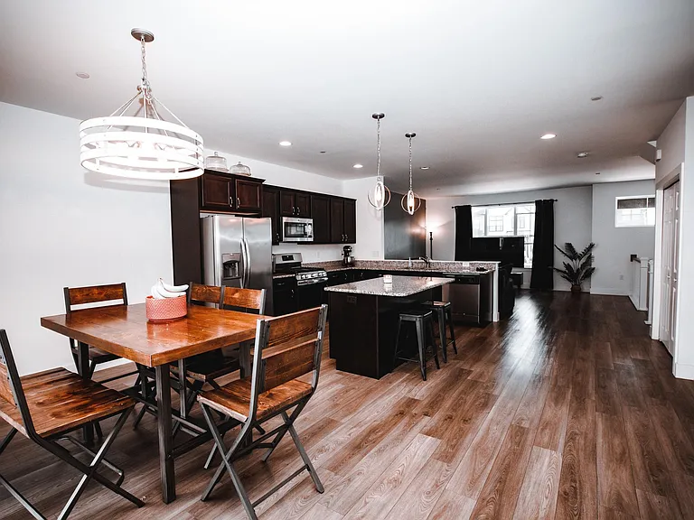 313 Estate Dr — Photo 21