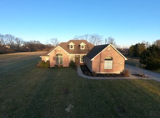 3350 Pinnacle Park Dr, Dayton, OH 45439