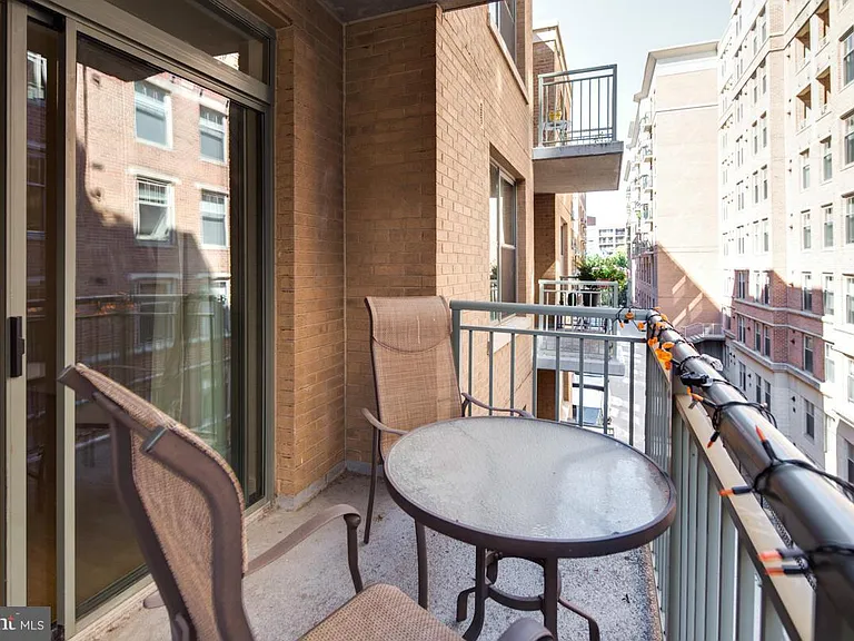 2425 L St NW #433 — Photo 22