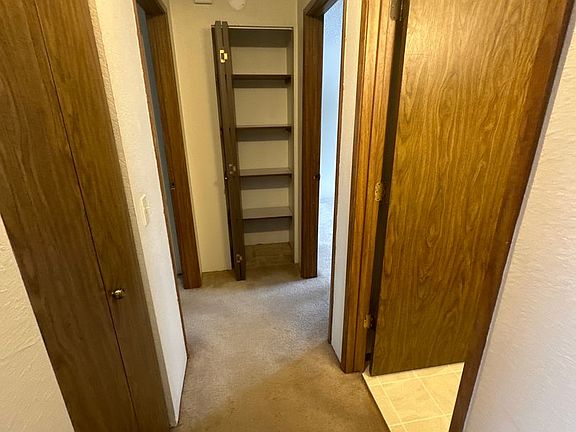 5th image of 503 SE Wilson Ave