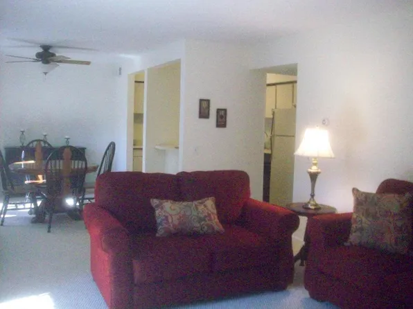 2405 Aspen Cir, Springfield, PA 19064