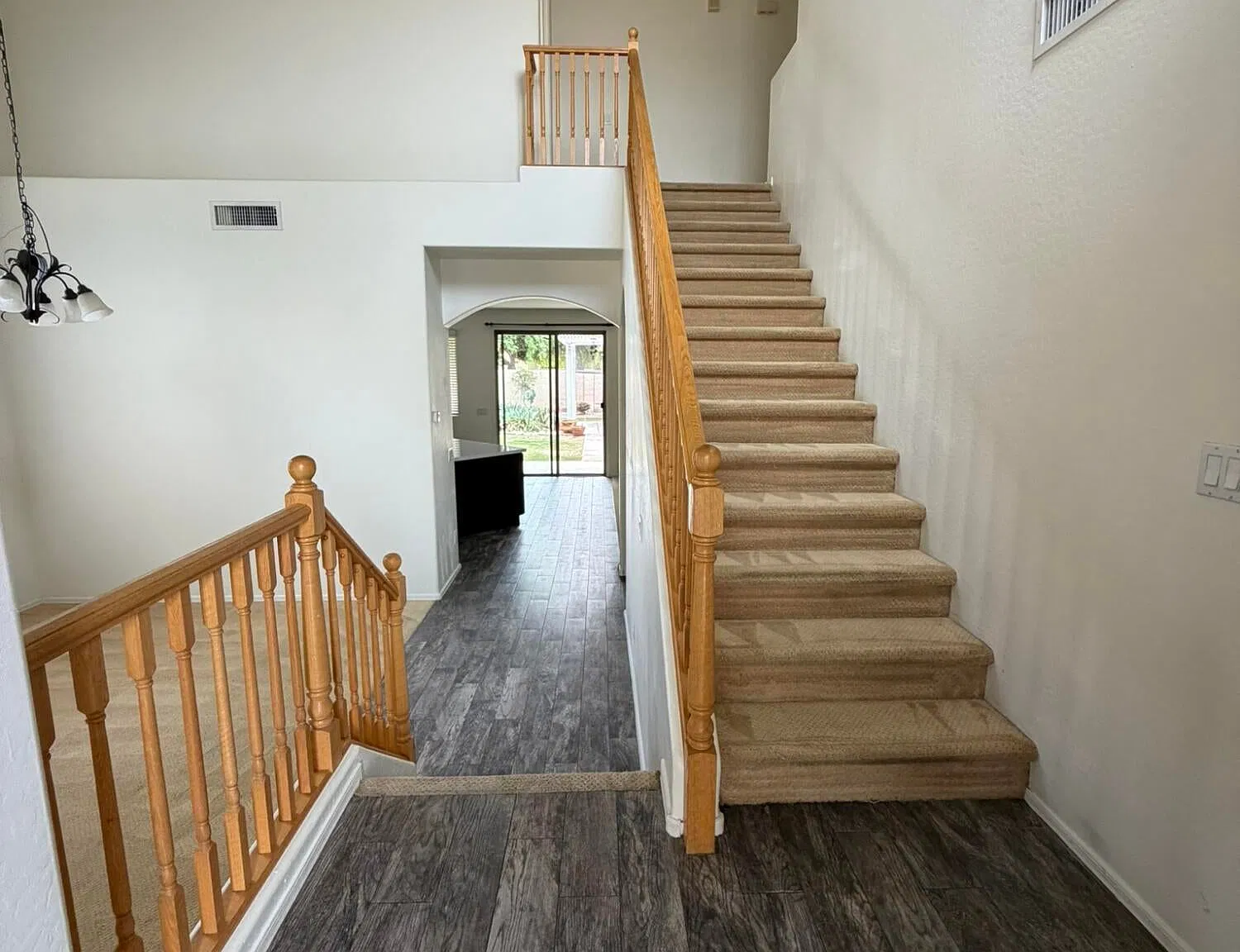 3 bed, 2298 sqft, $2,795 — Photo 4