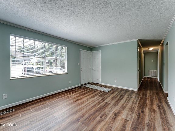5th image of 5620 Karen Dr