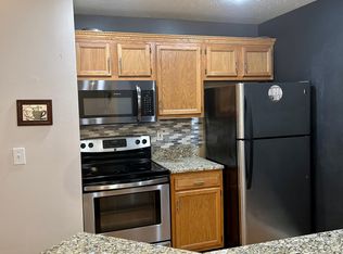 11 Carriage House Dr, Fort Thomas, KY 41075