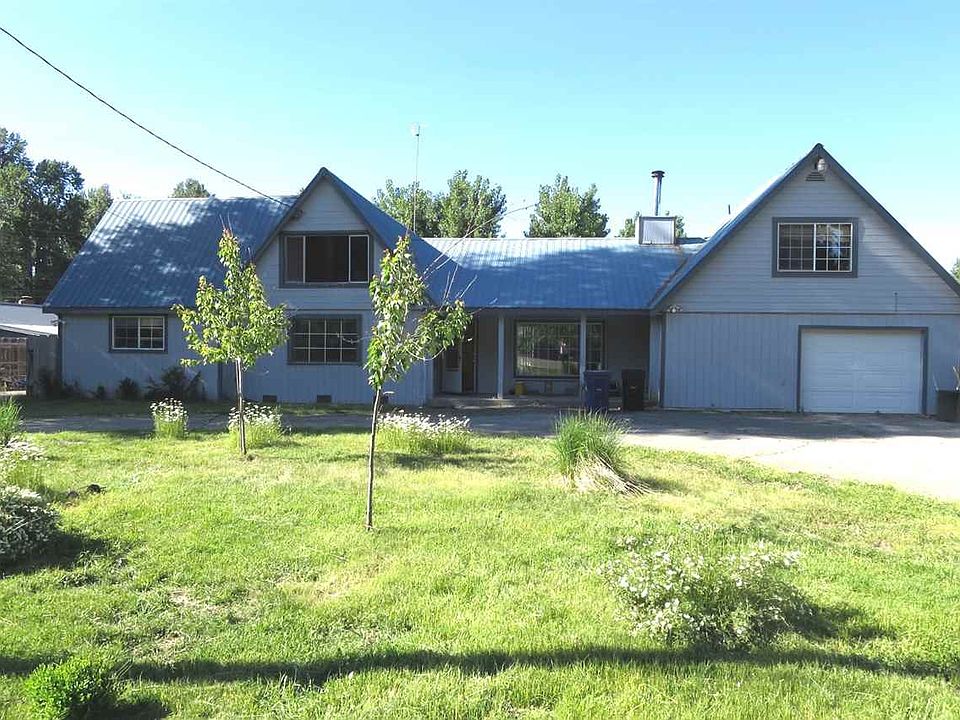 1st image of 470 Feather River Dr