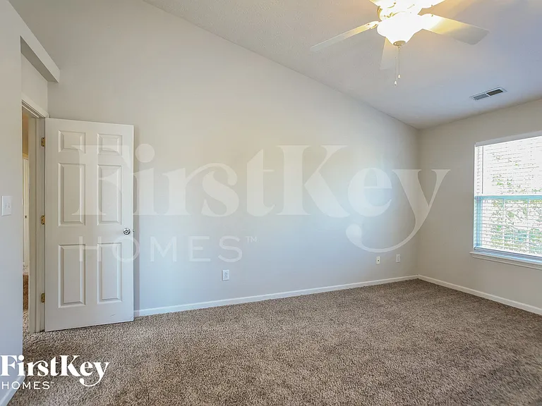 6367 Waterstone Dr — Photo 11