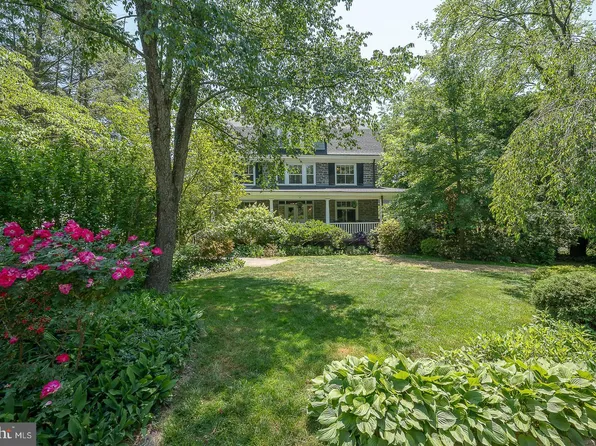 741 Millbrook Ln, Haverford, PA 19041