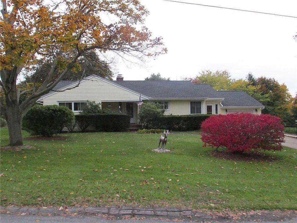 1st image of 15 Orchard Ter