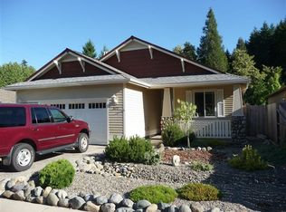 377 Noahs Way, Cave Junction, OR 97523