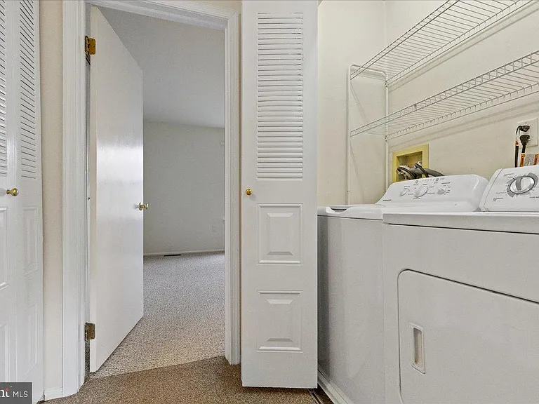 23 Sycamore Ct — Photo 15