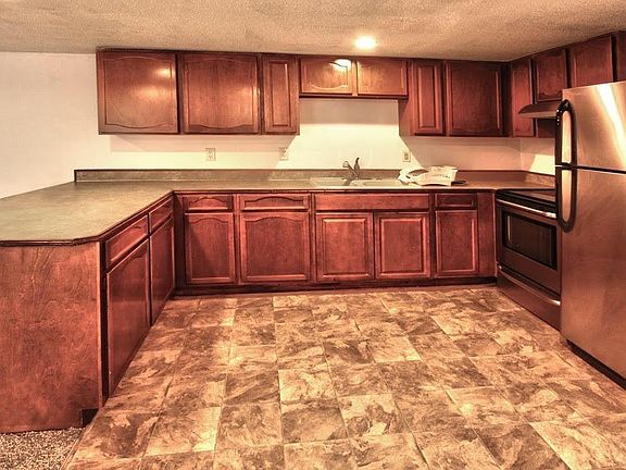 5th image of 11416 14th Ave S #1